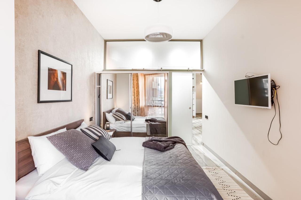 Hotelise I Gin Apartment Ереван Екстериор снимка
