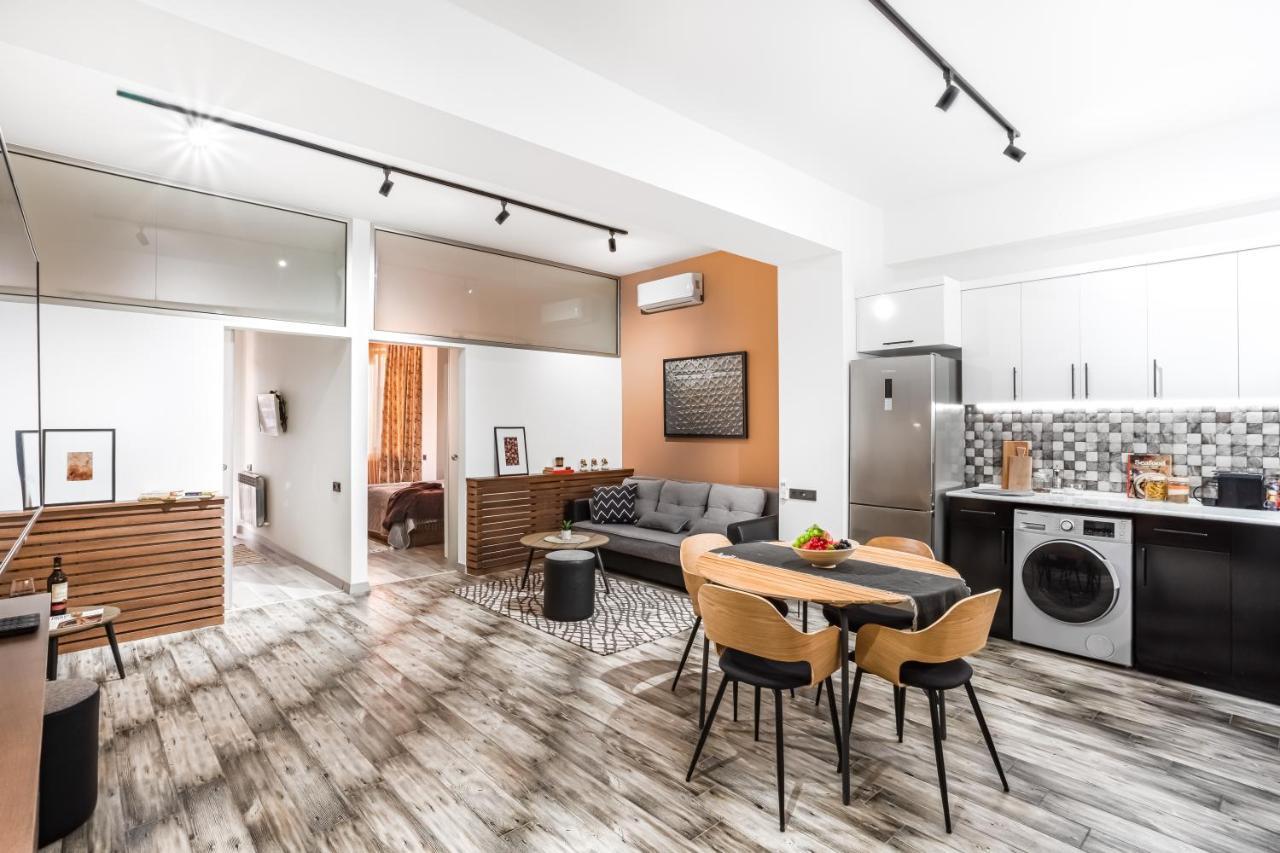 Hotelise I Gin Apartment Ереван Екстериор снимка