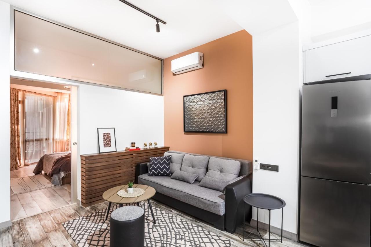 Hotelise I Gin Apartment Ереван Екстериор снимка