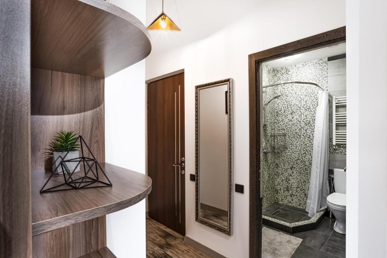 Hotelise I Gin Apartment Ереван Екстериор снимка