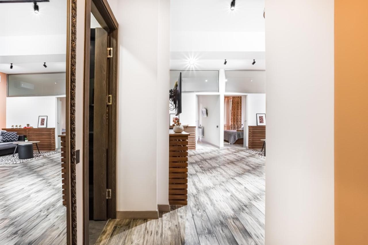 Hotelise I Gin Apartment Ереван Екстериор снимка