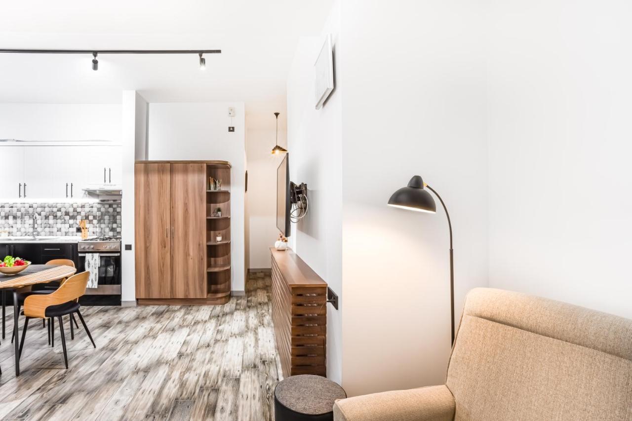 Hotelise I Gin Apartment Ереван Екстериор снимка
